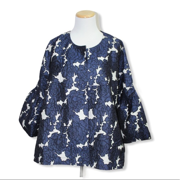 Lane Bryant Plus Size bell sleeve blazer - Picture 1 of 4